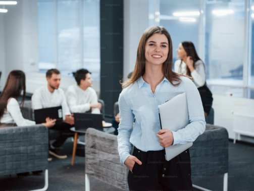 premium_photo-1661369539084-27dc45c82f15