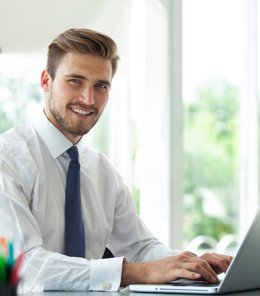 cert-admin-prof-w-office-specialist-and-voucher-935x572